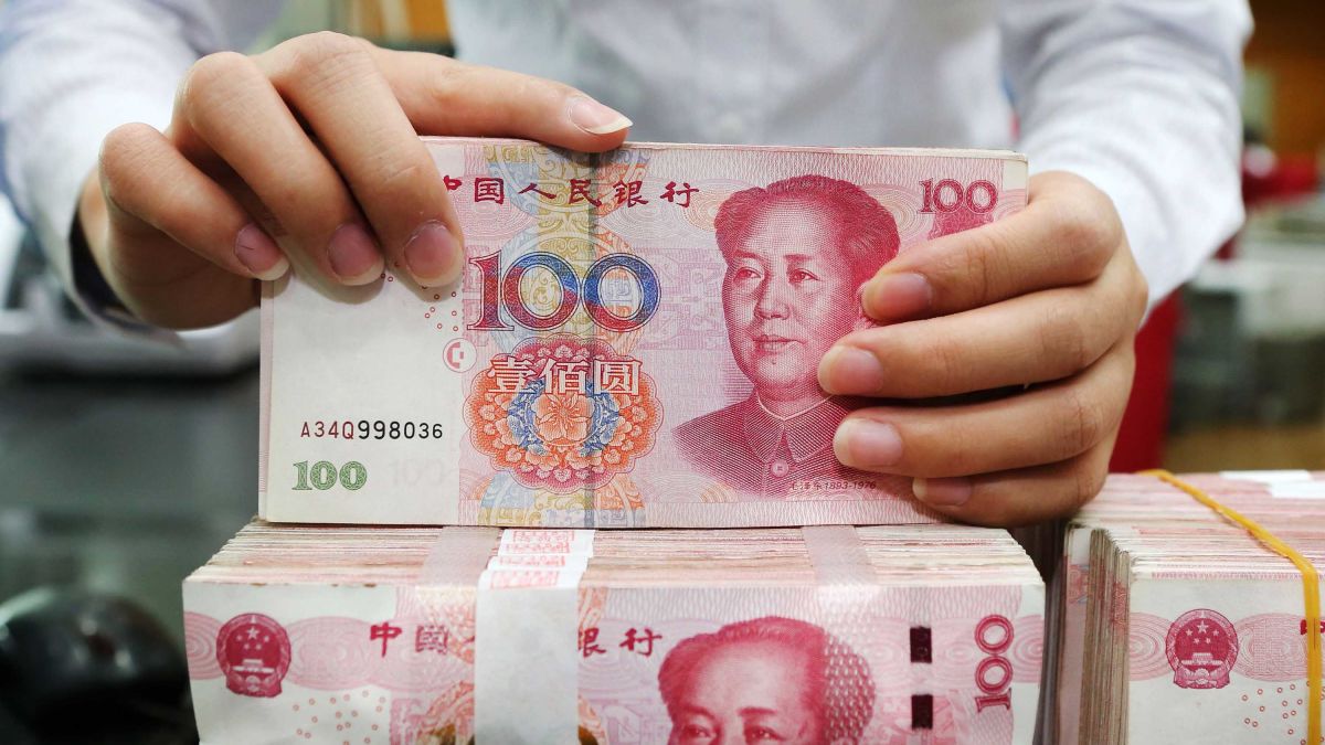 Аржентина плаща дълга си с китайски юани поради недостиг на долари