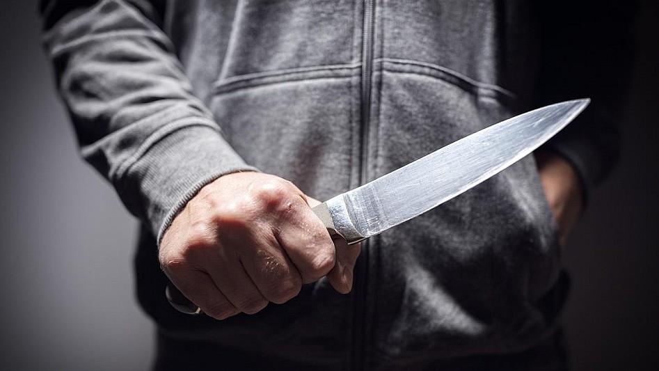 Заплашват студент с нож заради неговия Биткойн