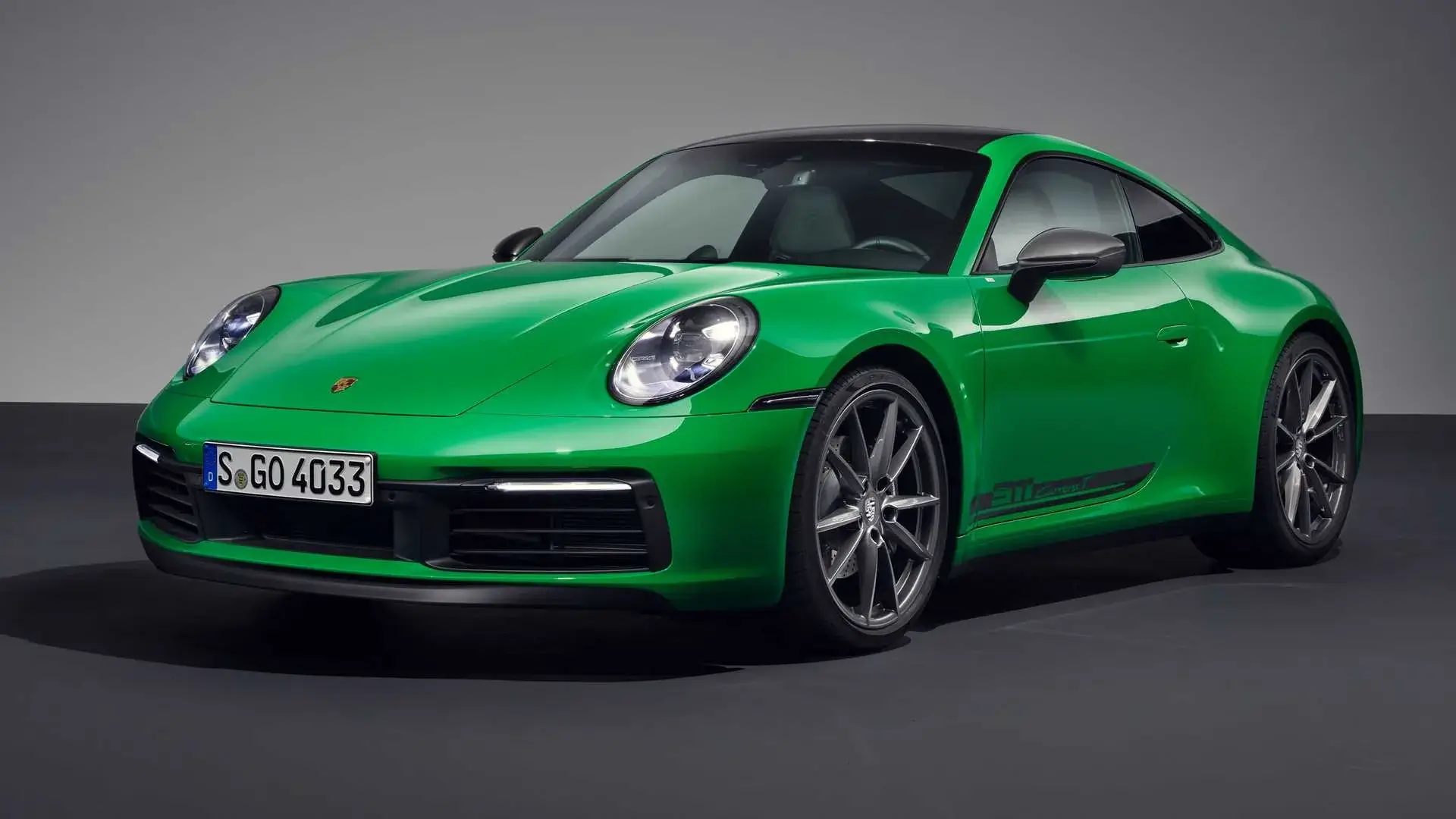 Закупилите NFT на Porsche могат да ги върнат в срок от 14 дни