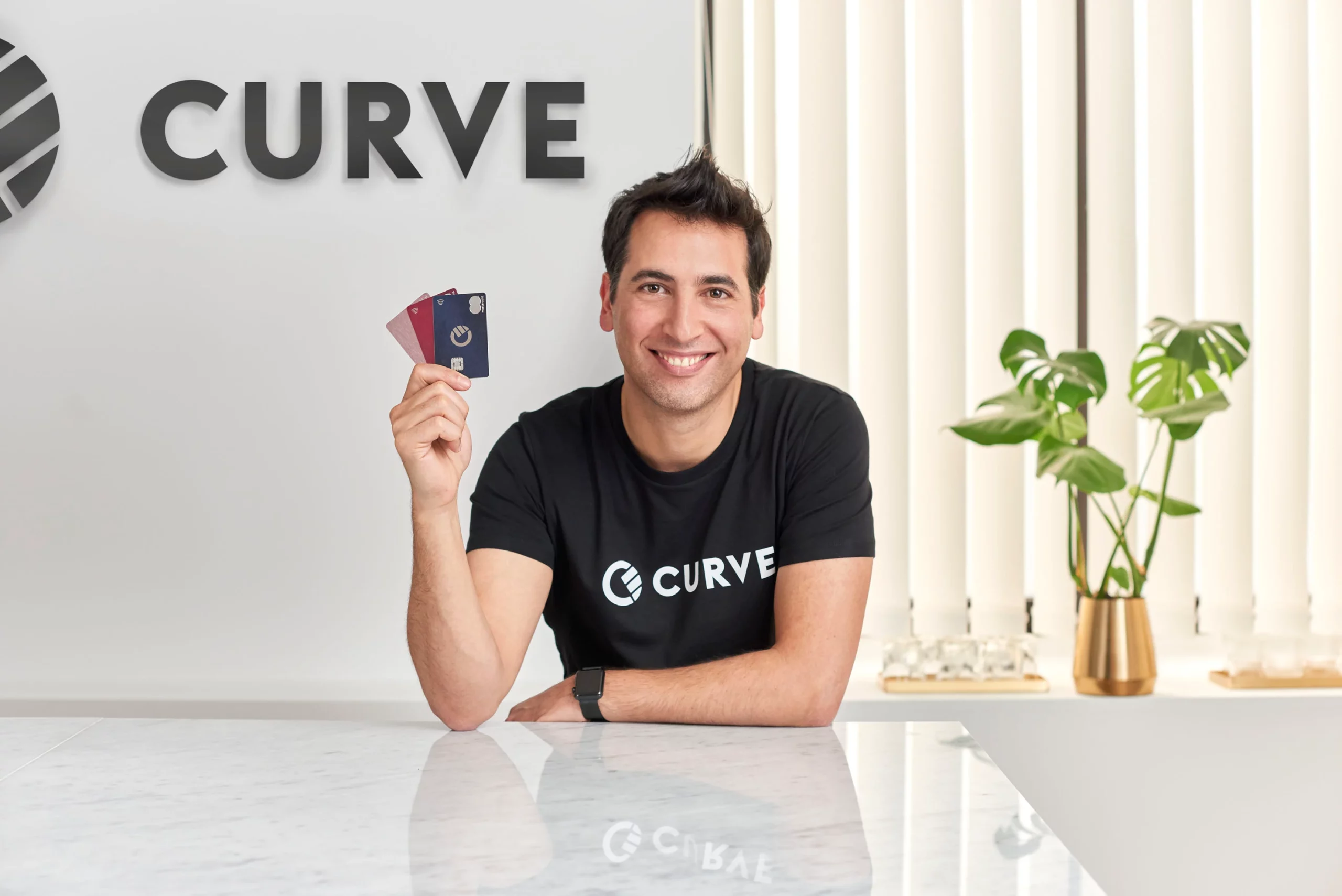 Curve, финансово супер приложение с четири милиона клиенти в 31