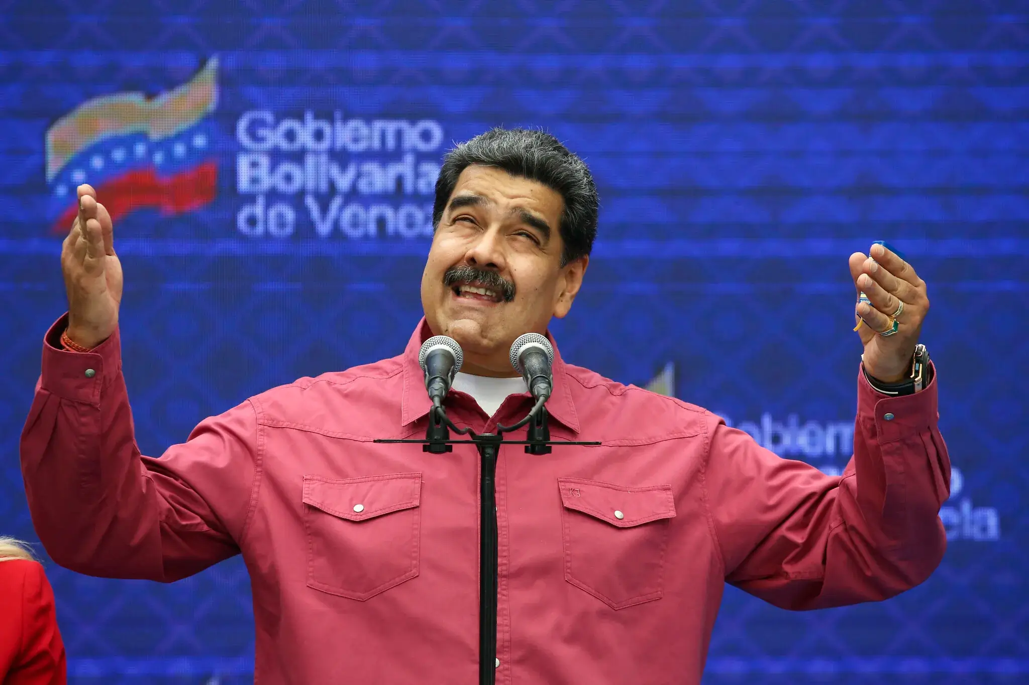 Според венецуелския президент Николас Мадуро използването на щатския долар в