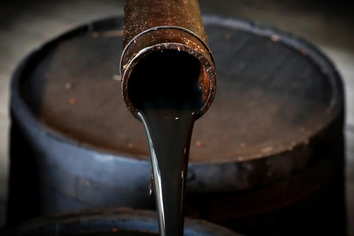 Миналата седмица промените на пазара на суров петрол бяха силно