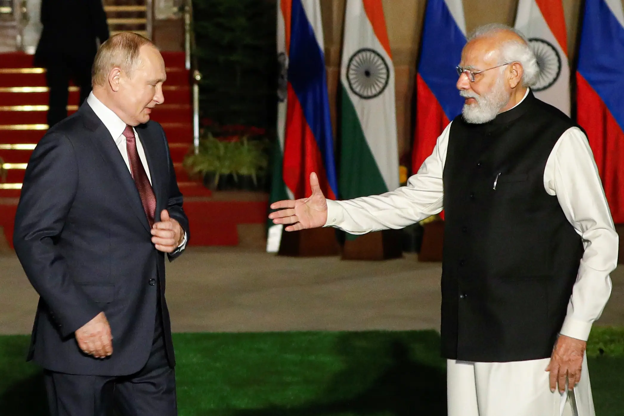 БРИКС: Русия и Индия обсъждат стратегически партньорства