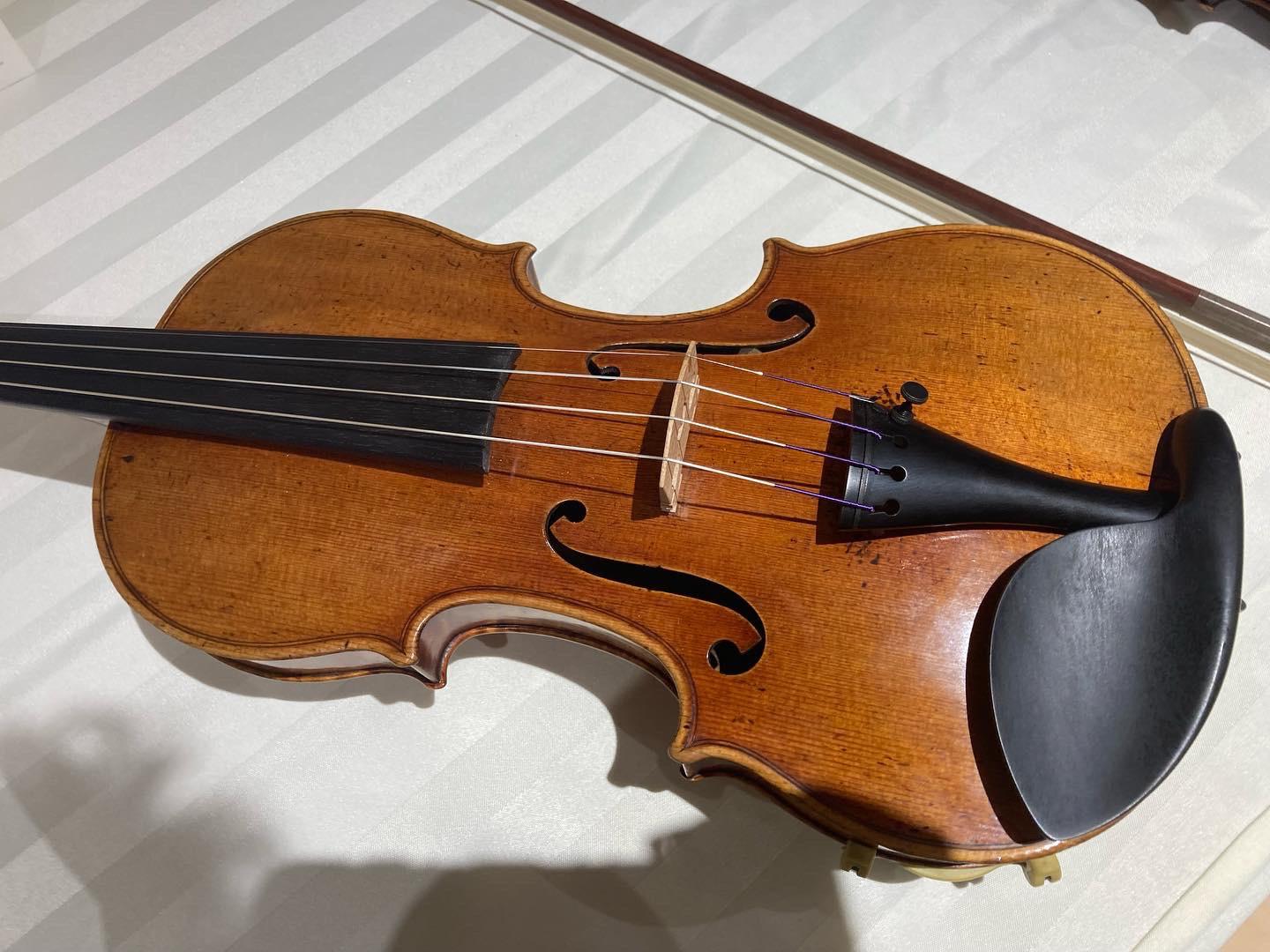 Крипто фонд токенизира 300-годишна цигулка “Страдивариус”