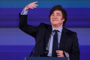 Хавиер Милей е обвинен в крипто измама и може да бъде импийчнат